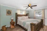 NEW! Heated Pool w/ Tanning Shelf, 4 Min To Beach! Pet-Friendly!