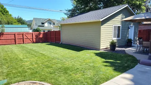 Downtown Sanders Beach Bungalow-