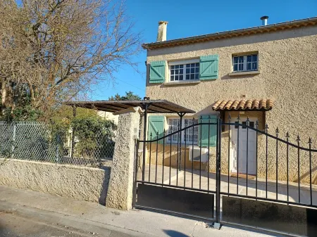 Vias: Agréable Appartement de 50 m2 au Calme Entre mer et Village