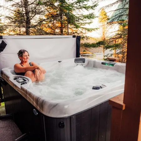 Cozy Cabin Retreat w/ Private Hot Tub NEAR SLOPES