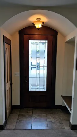 Large, 2-story Victorian home, w/ huge backyard & Flatiron views! Ideal location