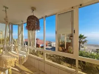 Laguna Beach apartment with unobstructed sea view
