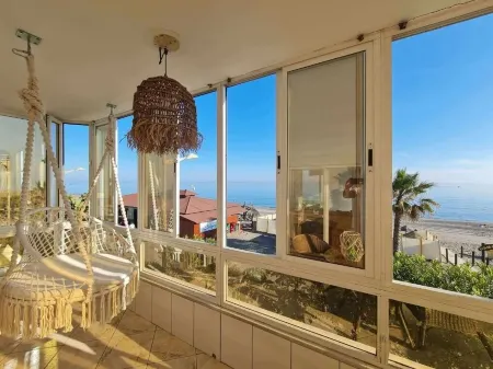 Laguna Beach apartment with unobstructed sea view