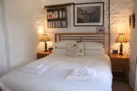 Keepers Cottage - Cosy Peak District Retreat