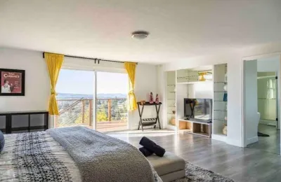 Main House + Guest Unit! 5 Bed / 3.5 Bath, Oakland Hills Hotels near Reinhardt Redwood Regional Park