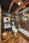 Little River Tiny House with HOT TUB! 맥기 타이슨 공항 주변 호텔