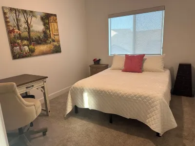 Cozy 4-bedroom house in central Madera Ranchos
