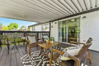 Professionally designed mid-century modern excellent location near BSU/Downtown