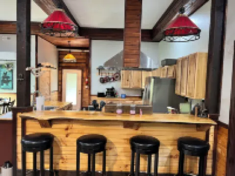 Comfortable cabin. French Lick. Close to everything. Pet friendly. WiFi. Acerage