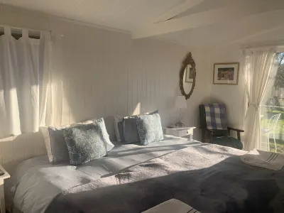Braeside Studio - Country Garden Accommodation
