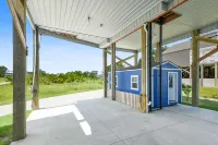 Luxury Beach Front Home!!!