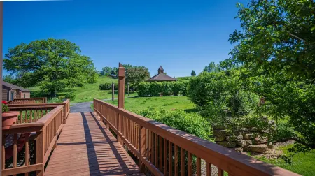 Family-friendly home near golf course with access to Owners Club amenities!