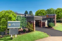 La Quinta Inn by Wyndham El Dorado Hotels near Henley Feed & Farm Supply Inc.