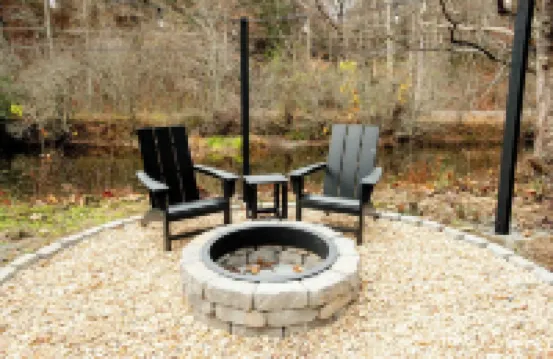 Modern Creekside Cabin + Fire pit
