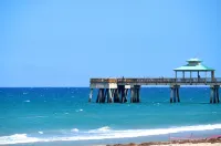 Two Bedroom Retreat Near Deerfield Beach Pier