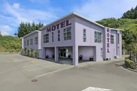 Amethyst Court Motor Lodge - Motels