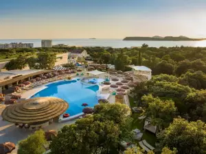 Valamar Tirena Hotel