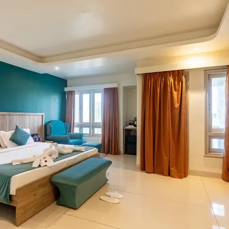 Hotel Amer Palace Отели рядом с достопримечательностью «Taj Mahal Palace»
