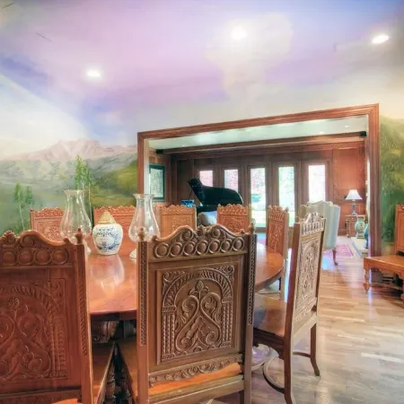 Discount early JUNE STONEHILL LODGE, SWIM, HIKE, LUXURY