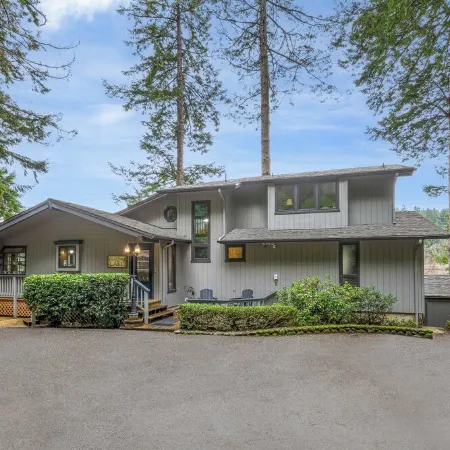 Stay in Lakeside - Lake Front Oasis