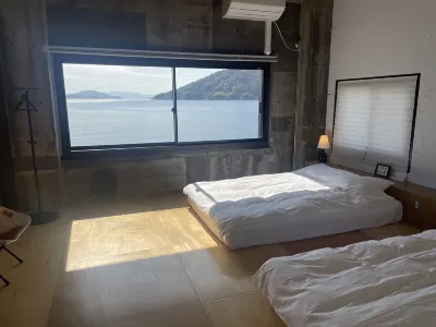 SEE SEA SON Katsuragahama Beach 주변 호텔