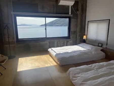 SEE SEA SON Отели в г. Куре