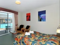 Mandurah Motel and Apartments 만두라 호텔