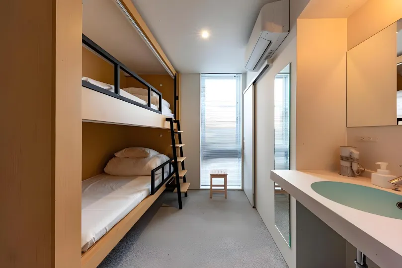 Plat Hostel Keikyu Kamakura Wave