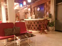 Waen Petch Place Hotels in Warin Chamrap