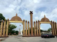 Kota Bharu Dinies d'Perdana Apartment Hotels in Badang
