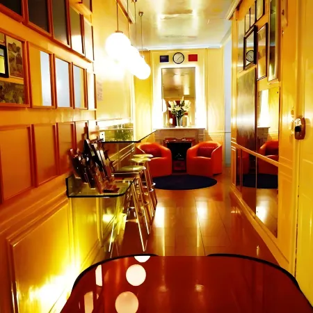 Hostal la Fontana Отели рядом с достопримечательностью «Маласанья»