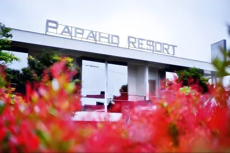 Papaho Resort Отели рядом с достопримечательностью «Puncak Langit camping ground»
