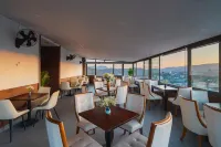 The Lumina Premium Hotel