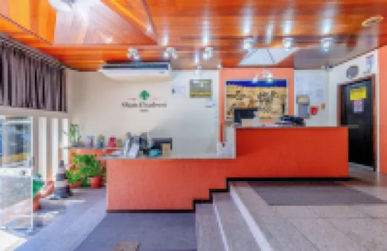 Oasis Chartouni Hotel