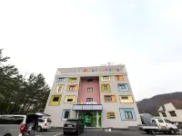 Kits Hotel Sangsang Play
