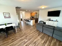 Lakefront Villa 4 / Dock Access