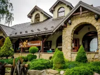 Hotel Restauracja Jaś Wędrowniczek Отели в г. 