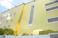 Poppys Tower (A Unit of Poppys Knitwear Pvt Ltd) Hotel a 