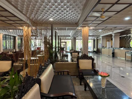 Hotel Sinar 1 Отели в г. Sedati