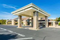 Motel 6 Hillsville, VA Hotel di Galax