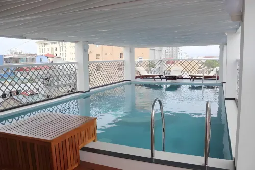 Moonlight Hotel Hue โรงแรมในเว้