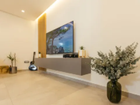 Lozo Hotels in Opcina Prolozac