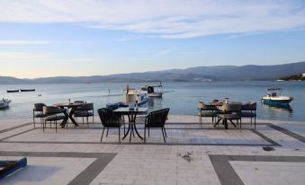 Roseira Mar-Inn Luxury