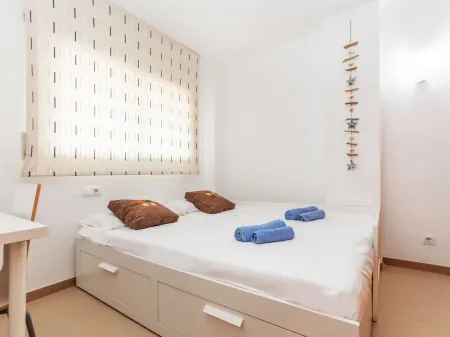 La Vela Отели в г. Калонже