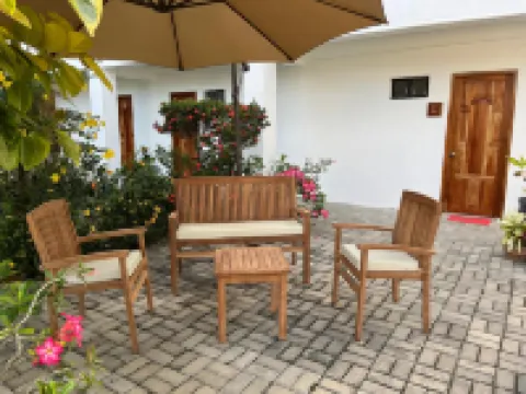 رد نايتس جاردنز فنادق في 