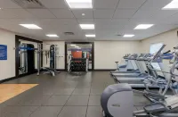 Hampton Inn Emerson LakePoint - Gym