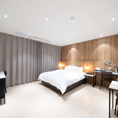Ballantine Business Hotel Hotels near Hwajeong Station
