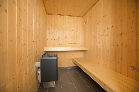 Behagliches Holzhaus mit Sauna im Skandi-stil am Großen Zechliner See Отели в г. Восточный Пригниц-Руппин