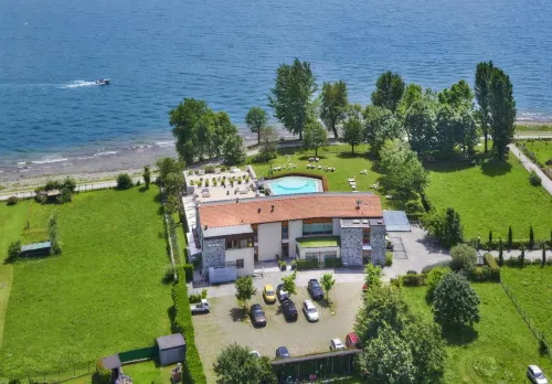 Tullio Hotel Hotels in Domaso