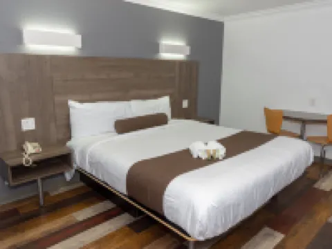 Value Inn Bellflower Hotels in Bellflower